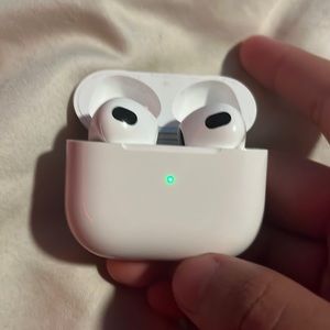Air pods